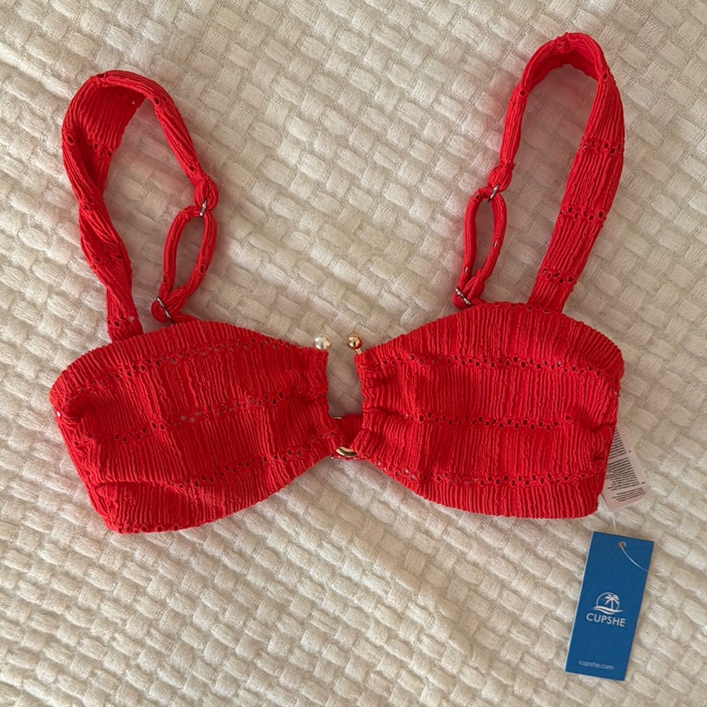 Cupshe  Red Textured Bikini Top